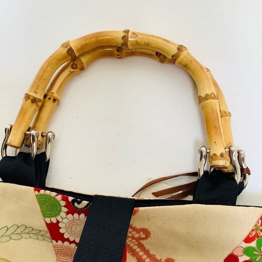 Collectible MIKAN HANDBAG MADE FROM A VINTAGE KIMONO - Picture 3 of 13